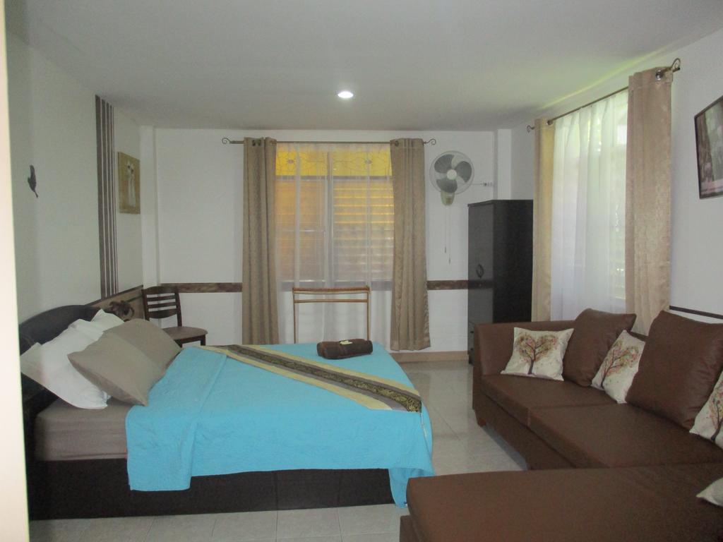 Similan Hotel Bang Tao Beach  Exterior foto